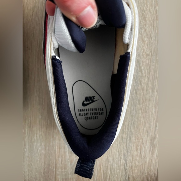 Nike Air Max 97 White Red Blue Sneakers - Picture 10 of 14